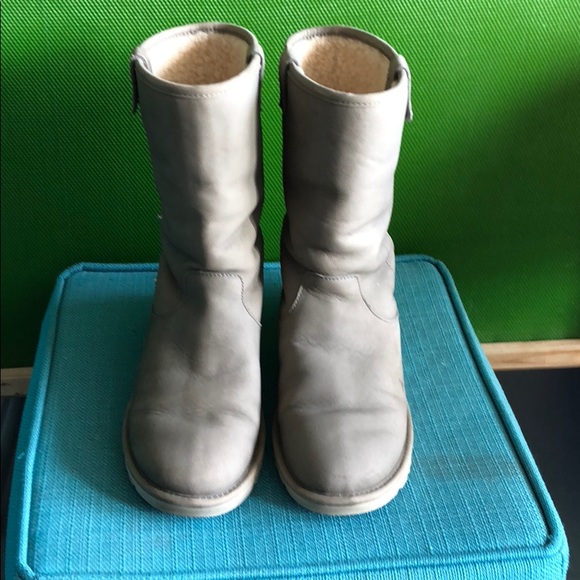 ugg shoes grey women size 9 s poshmark uggs size 9 women